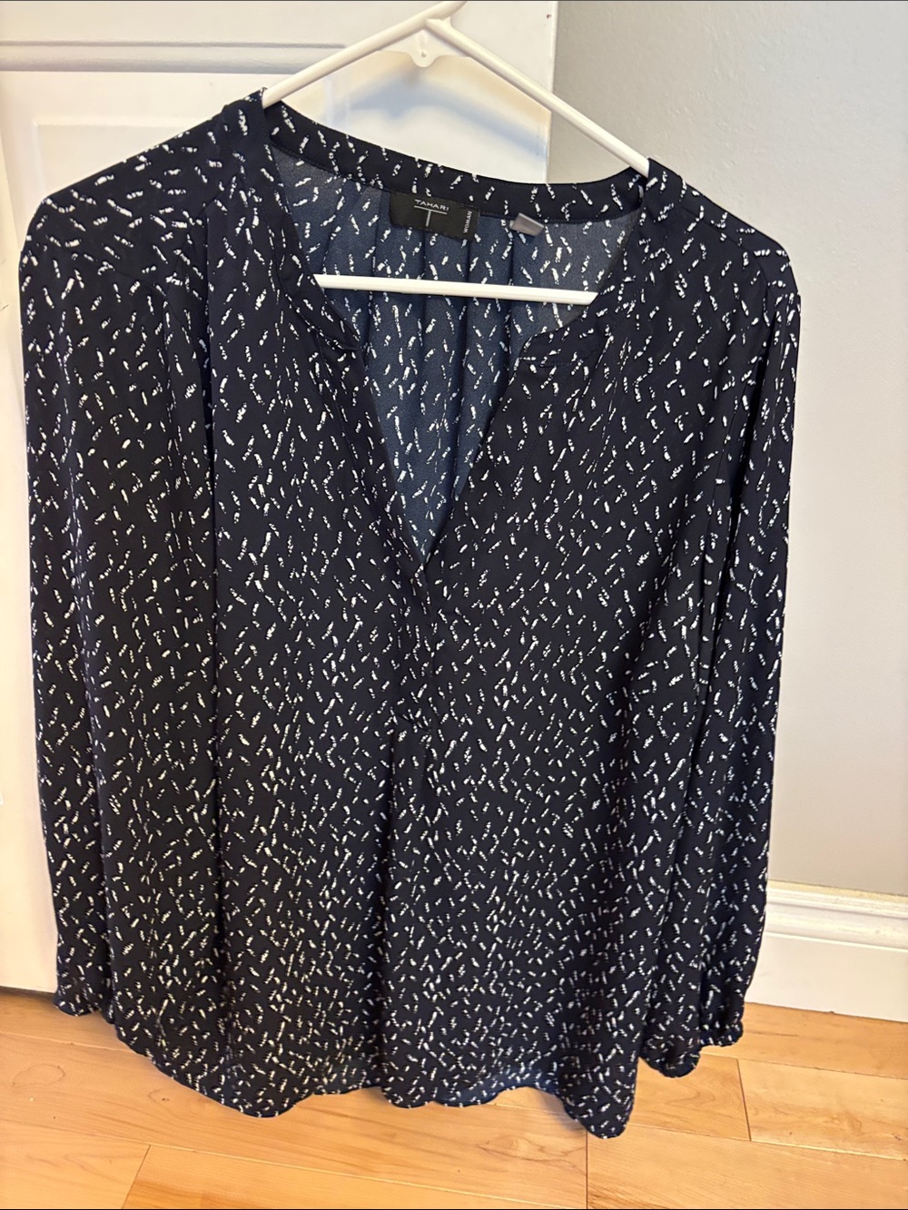 Tahari Navy V-Neck Printed Long-Sleeve Blouse